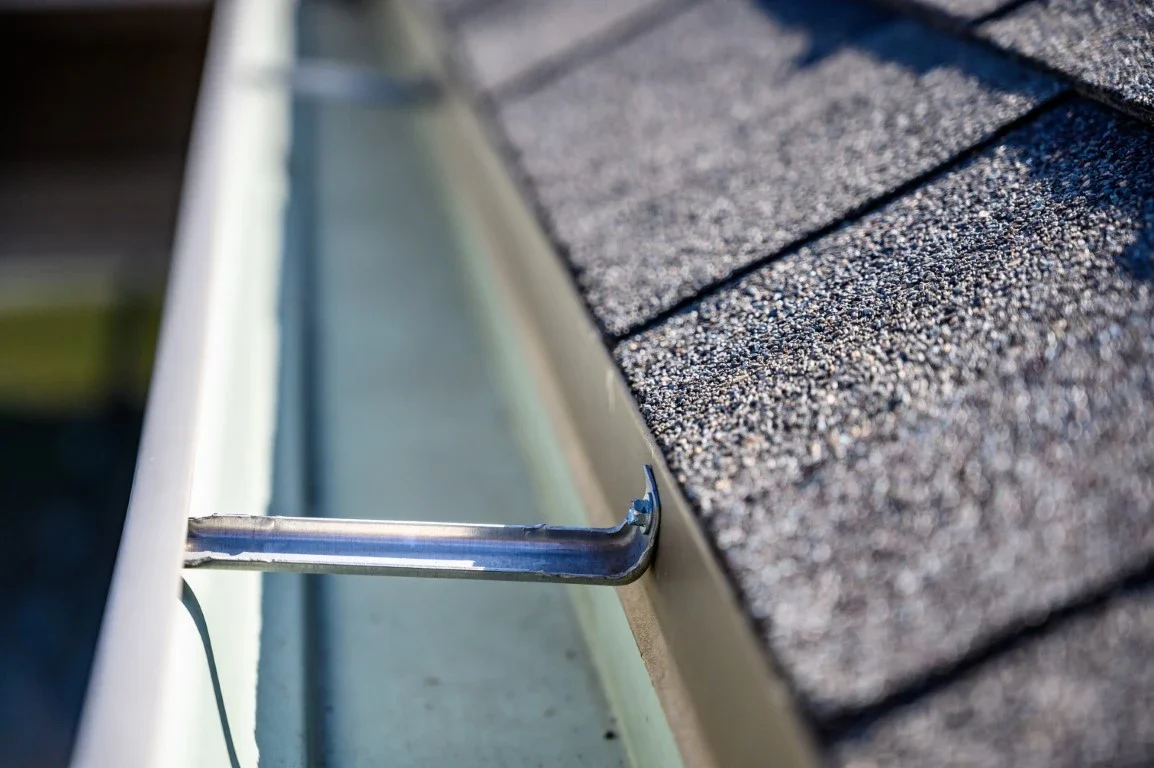 Clean Gutters - Boston, MA